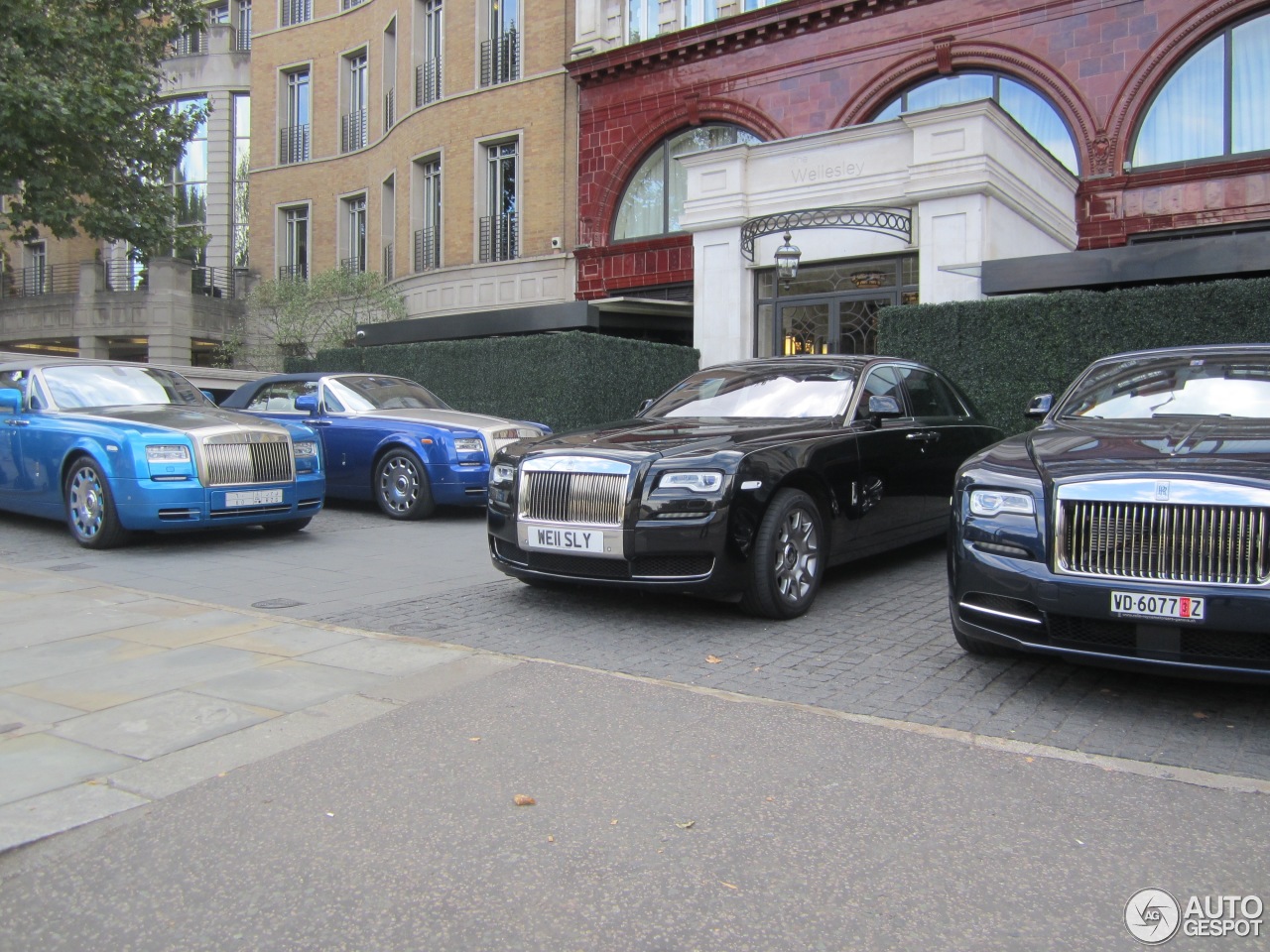 Rolls-Royce Phantom Drophead Coupé Series II Waterspeed Collection