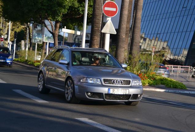 Audi RS4 Avant B5