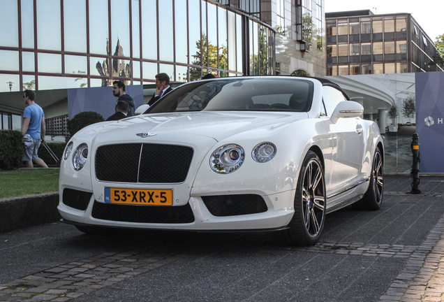 Bentley Continental GTC V8