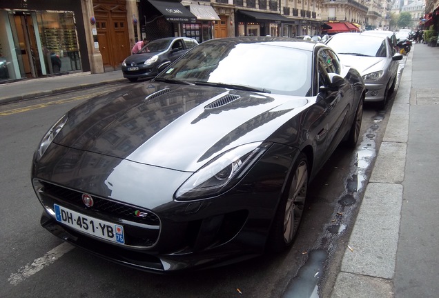 Jaguar F-TYPE S Coupé