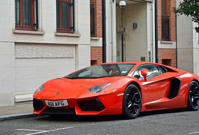 Lamborghini Aventador LP700-4