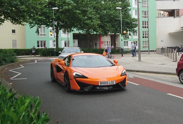 McLaren 570S