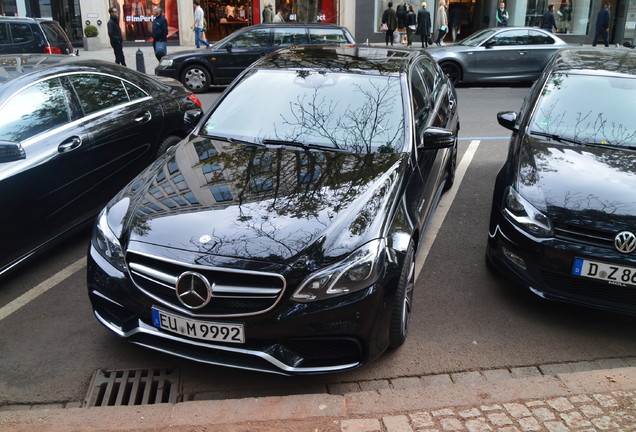 Mercedes-Benz E 63 AMG S W212