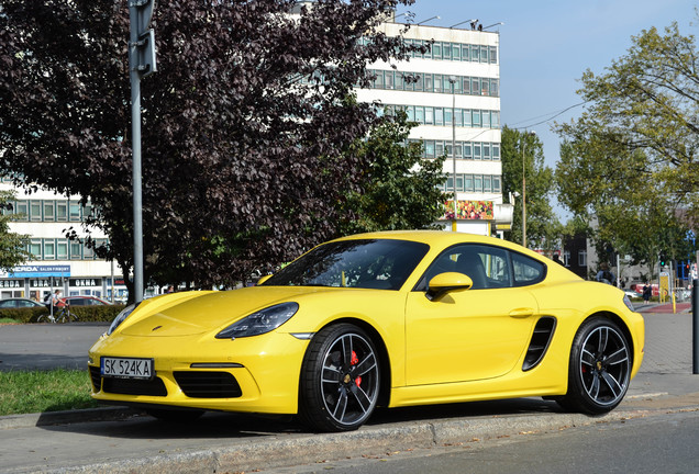 Porsche 718 Cayman S