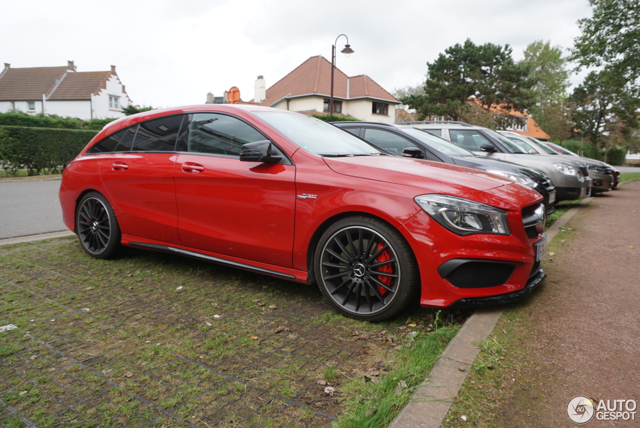 Mercedes-Benz CLA 45 AMG Shooting Brake