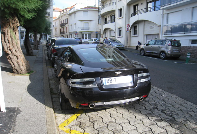 Aston Martin DB9 2010