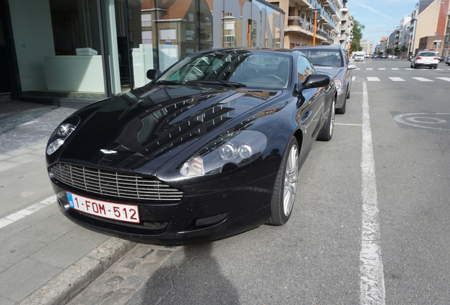 Aston Martin DB9