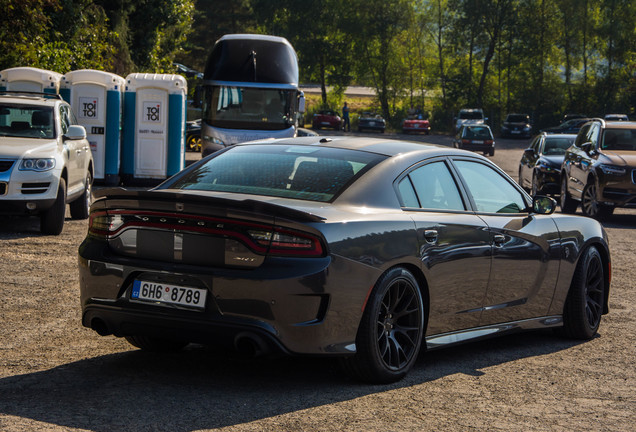 Dodge Charger SRT Hellcat