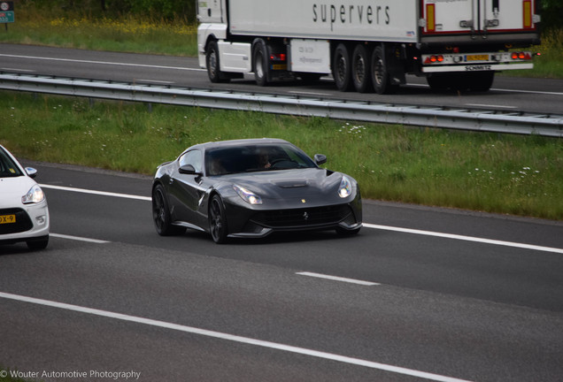 Ferrari F12berlinetta Novitec Rosso