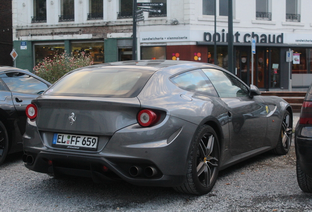 Ferrari FF