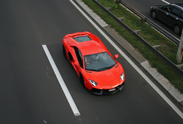 Lamborghini Aventador LP700-4