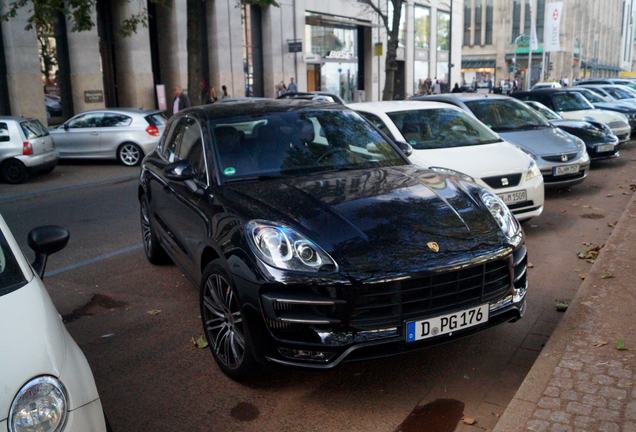 Porsche 95B Macan Turbo