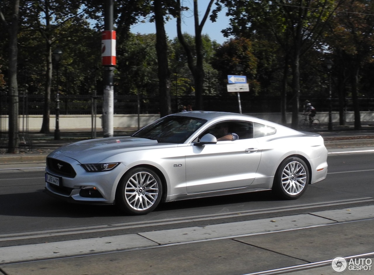 Ford Mustang GT 2015