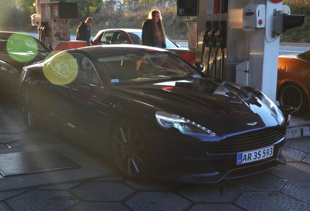 Aston Martin Vanquish 2013
