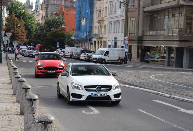 Mercedes-Benz CLA 45 AMG C117