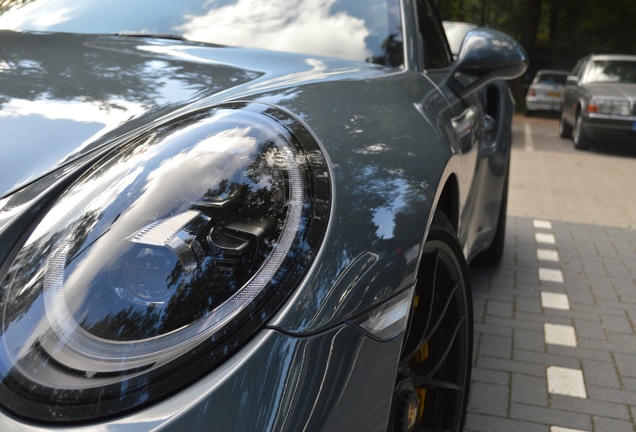 Porsche 991 Turbo S Cabriolet MkII