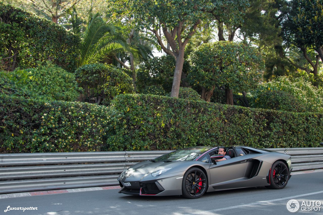 Lamborghini Aventador LP700-4 Roadster Pirelli Edition