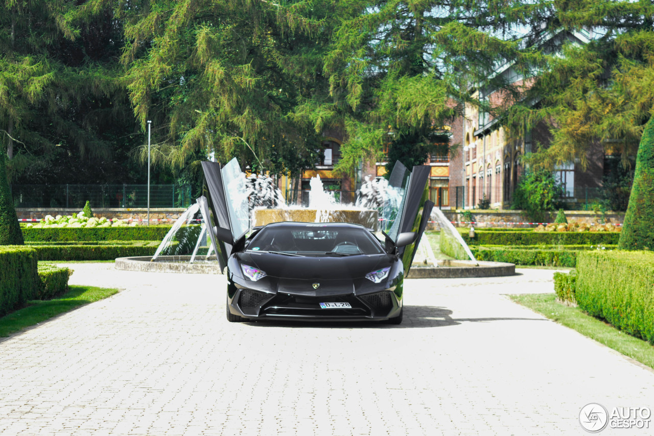 Lamborghini Aventador LP750-4 SuperVeloce