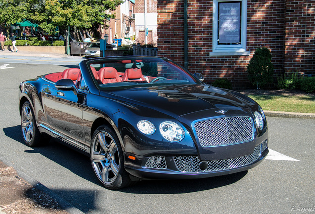 Bentley Continental GTC 2012