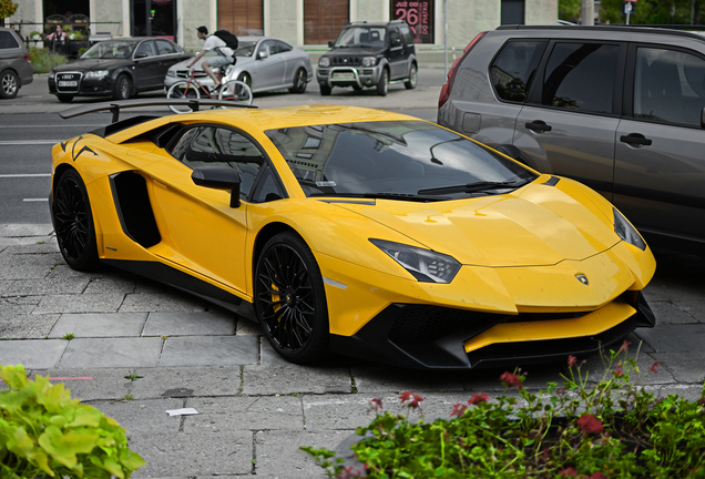 Lamborghini Aventador LP750-4 SuperVeloce