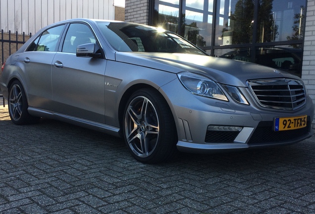 Mercedes-Benz E 63 AMG W212 V8 Biturbo