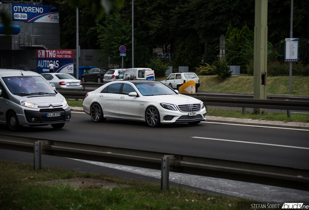 Mercedes-Benz S 65 AMG V222