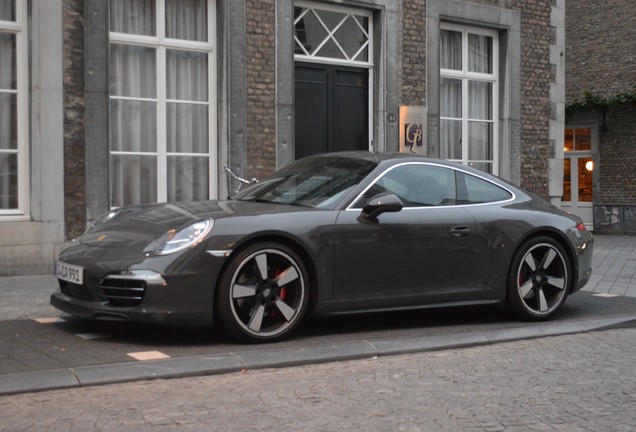 Porsche 991 50th Anniversary Edition