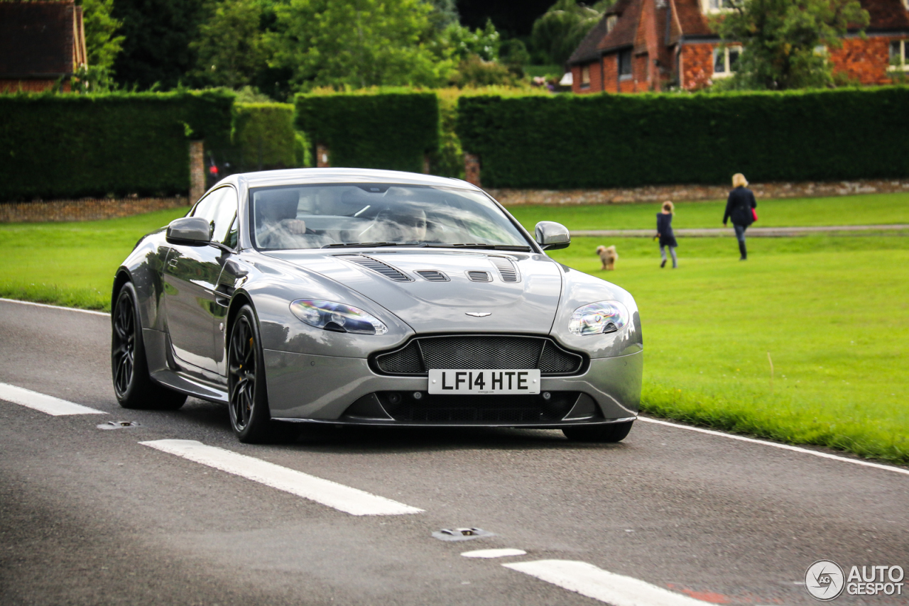 Aston Martin V12 Vantage S