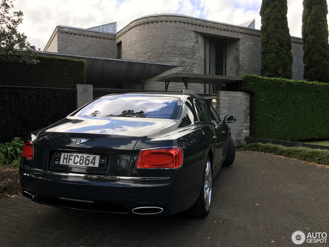 Bentley Flying Spur W12