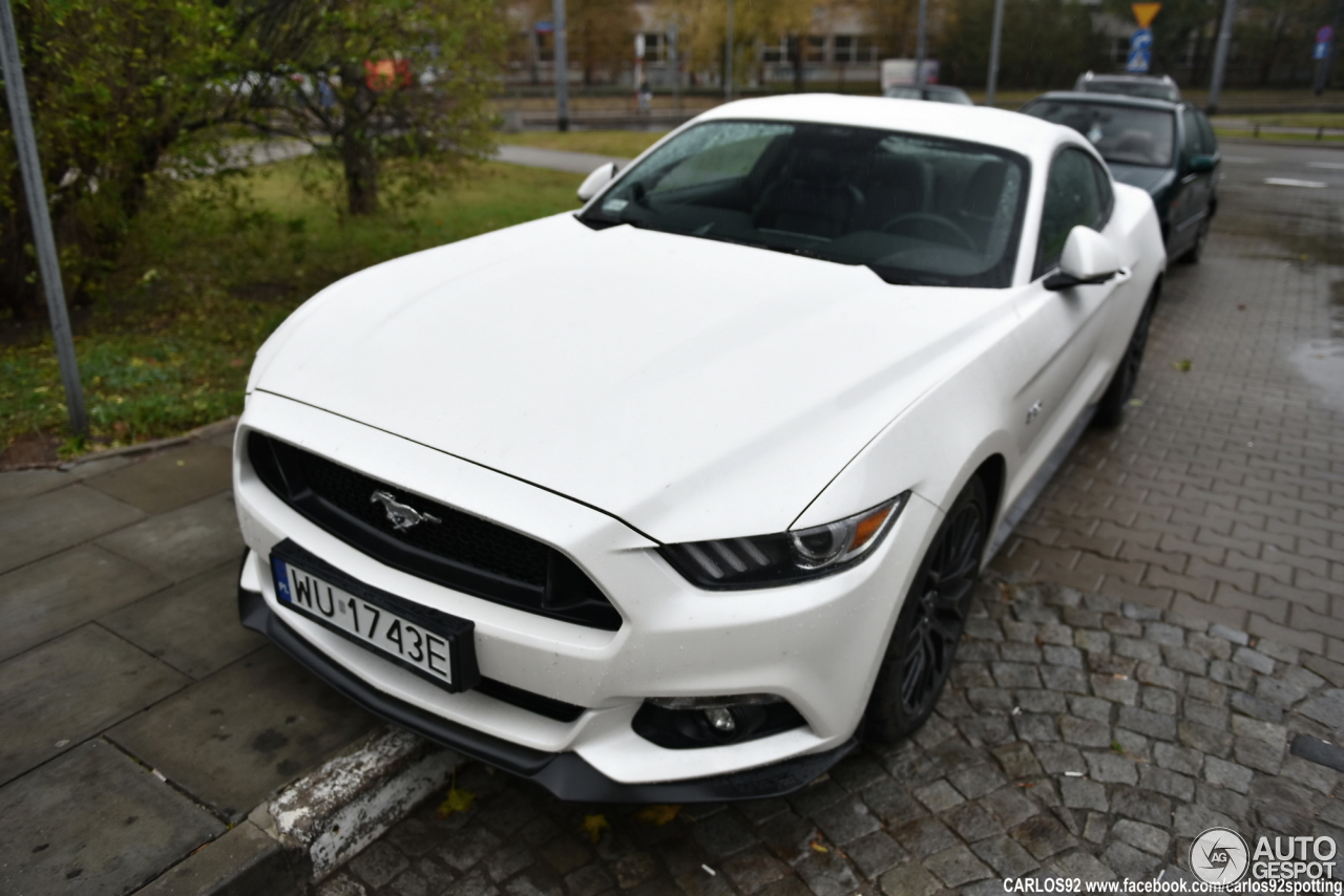 Ford Mustang GT 2015