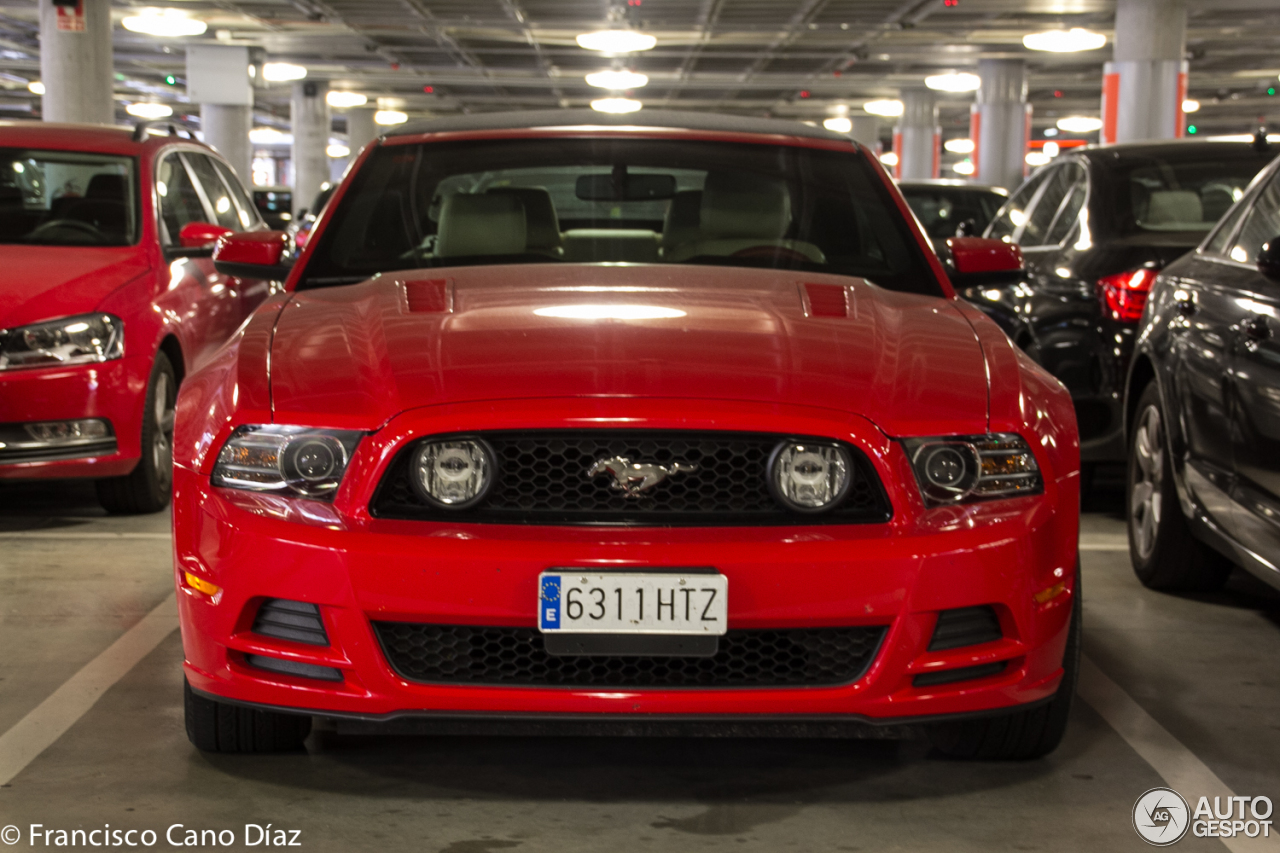 Ford Mustang GT Convertible 2013