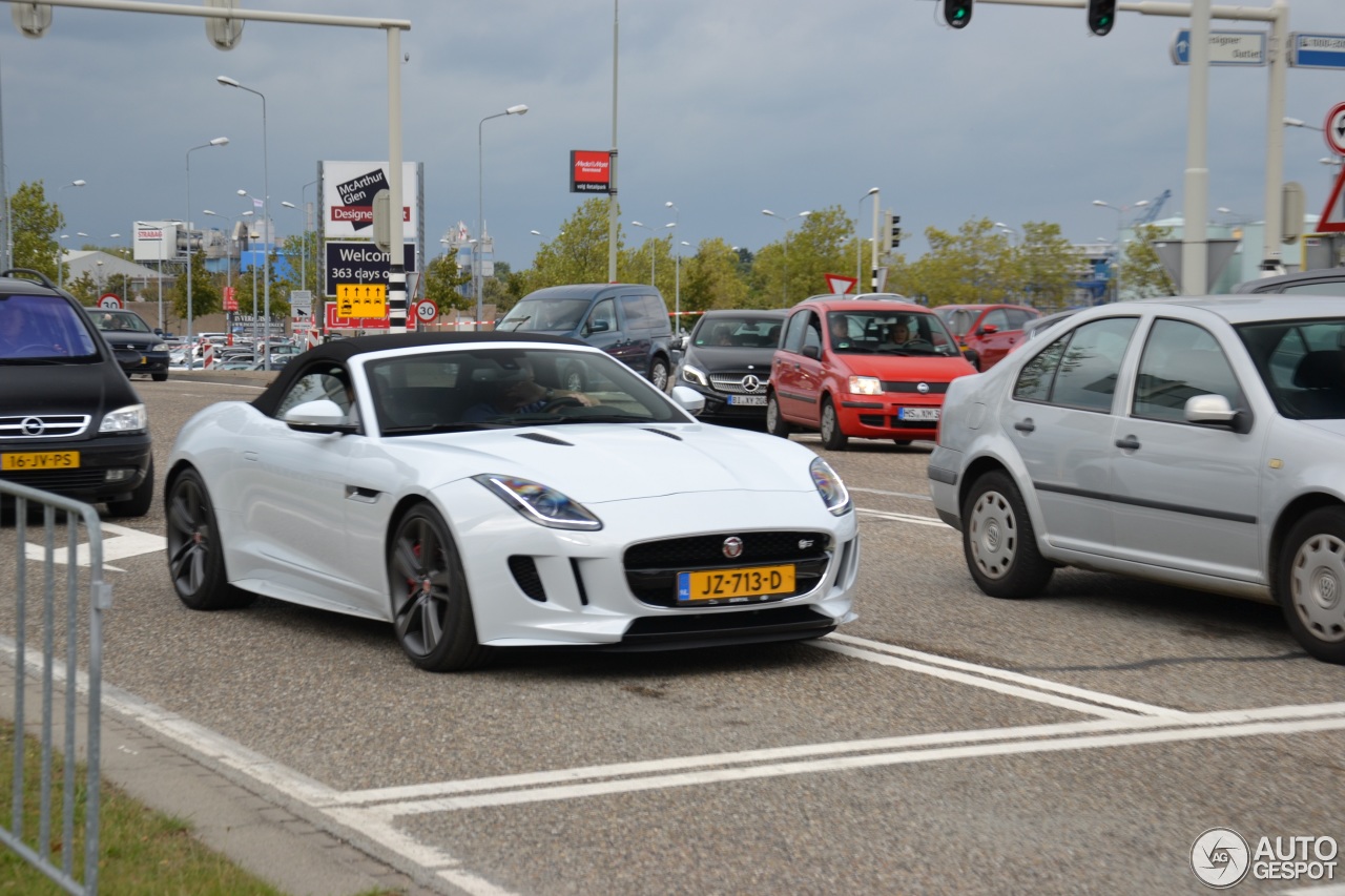 Jaguar F-TYPE S Convertible British Design Edition