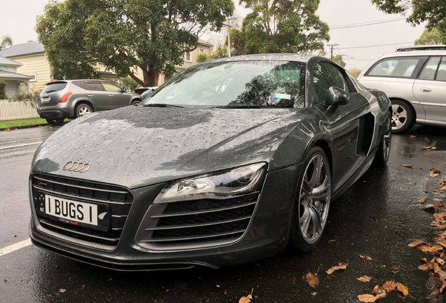 Audi R8 V10 Plus 2013