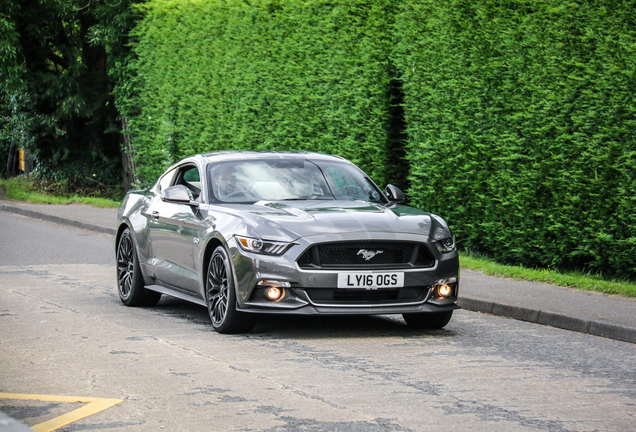 Ford Mustang GT 2015