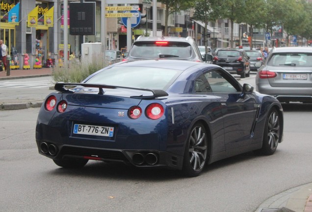 Nissan GT-R 2012