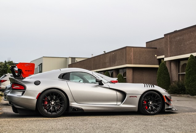 SRT 2016 Viper ACR Extreme