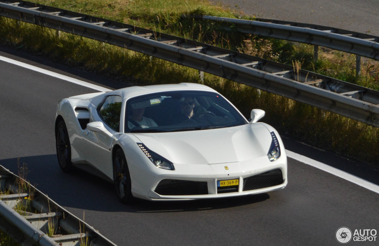 Ferrari 488 Spider