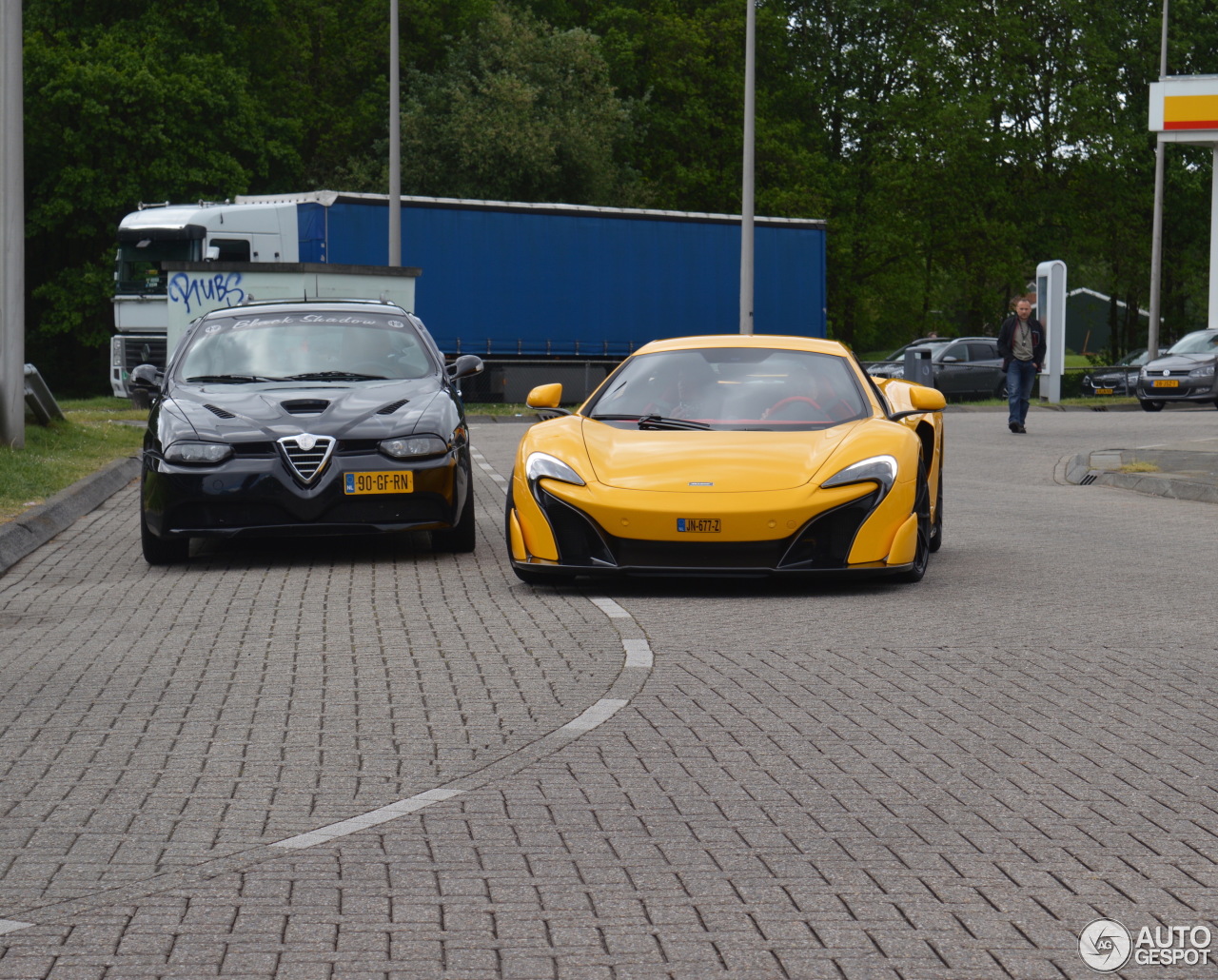 McLaren 675LT