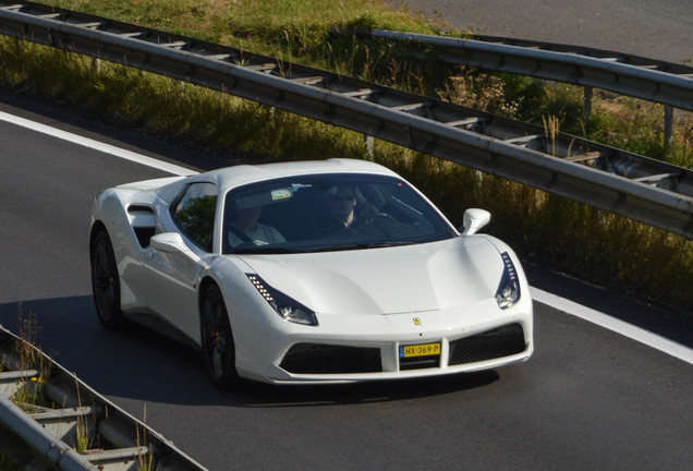 Ferrari 488 Spider