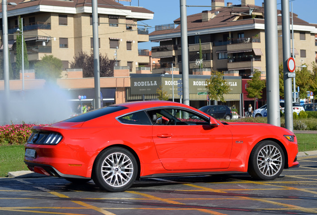 Ford Mustang GT 2015