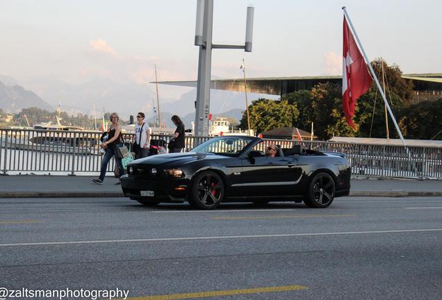 Ford Mustang GT Convertible 2011