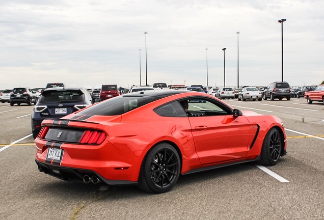 Ford Mustang Shelby GT350 2015