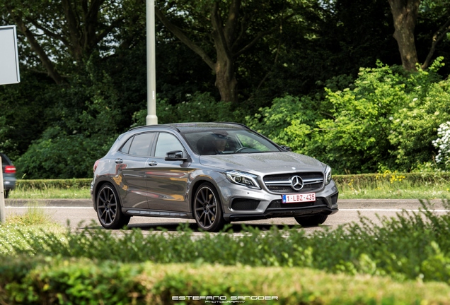 Mercedes-Benz GLA 45 AMG X156