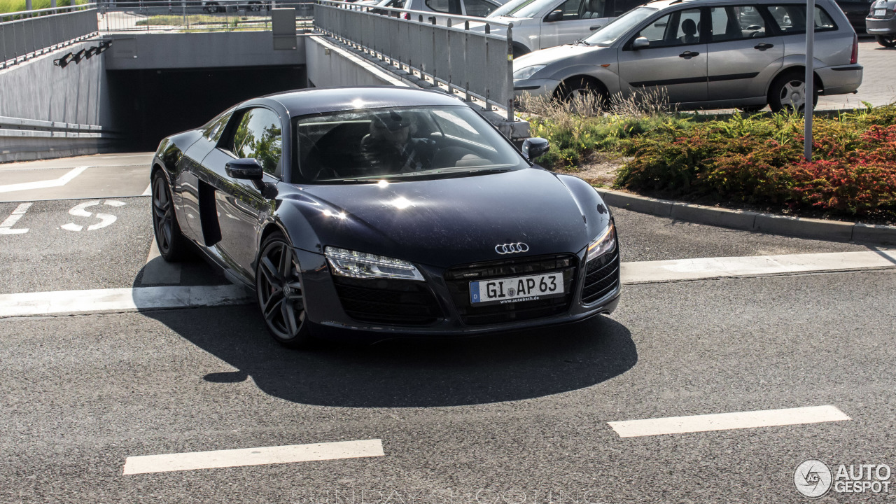 Audi R8 2013