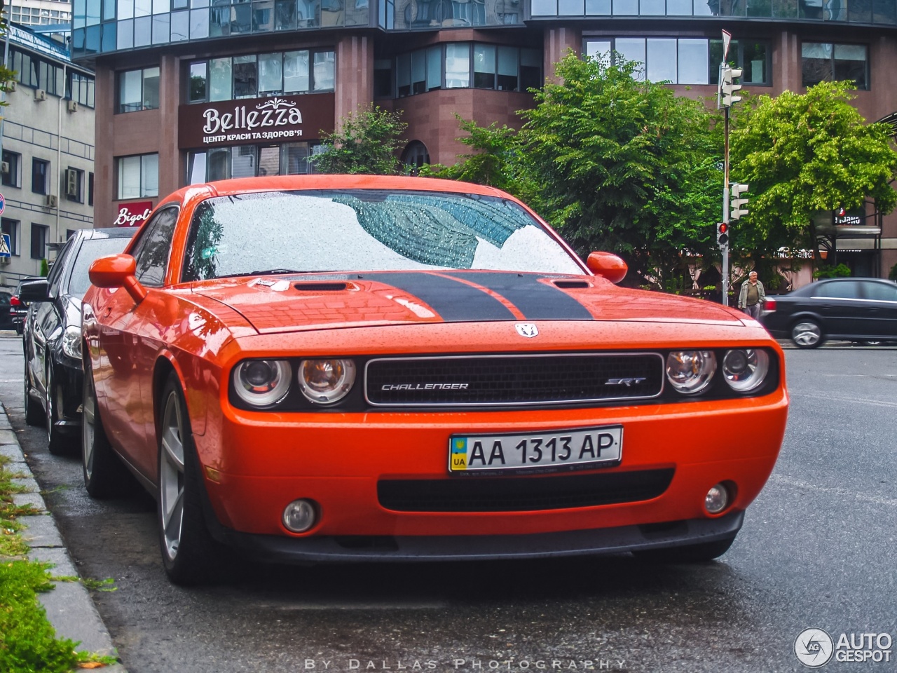 Dodge Challenger SRT-8