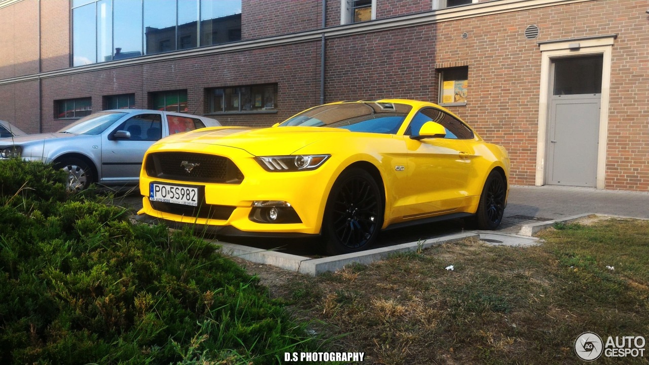 Ford Mustang GT 2015