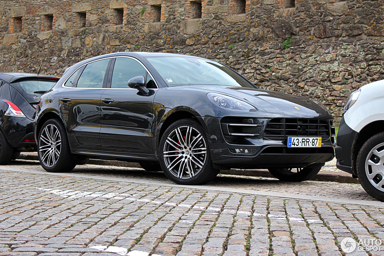 Porsche 95B Macan Turbo