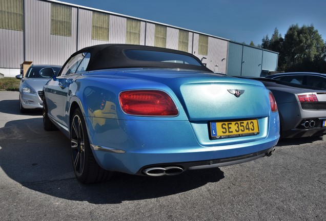 Bentley Continental GTC V8