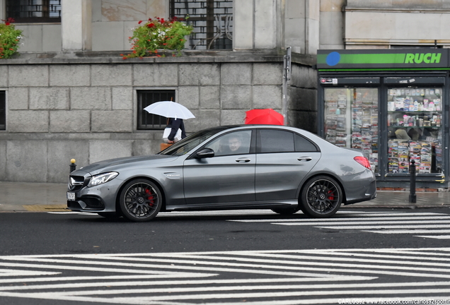 Mercedes-AMG C 63 S W205