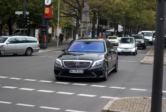 Mercedes-AMG S 63 V222